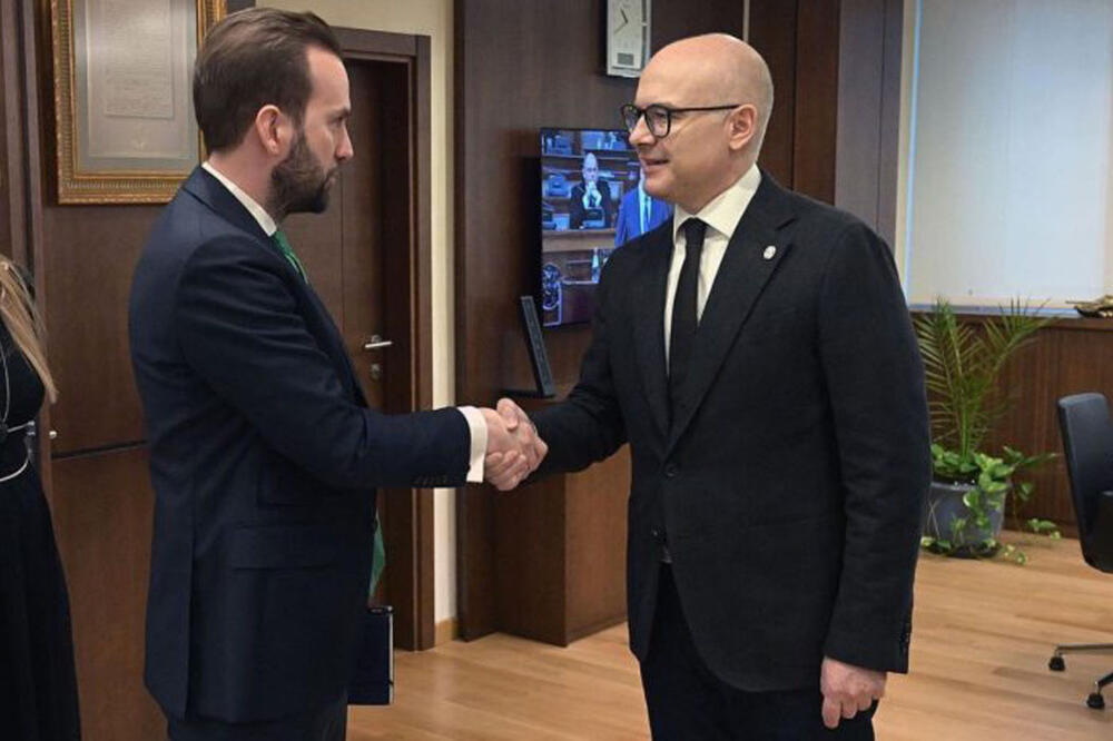 Ministar Vučević primio novog direktora fondacije Konrad Adenauer, a evo šta je poručio