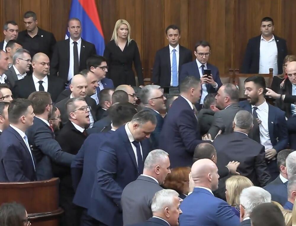 Skupština Srbije, Skupština, skandal, incident, Aleksandar Vučić, opozicija