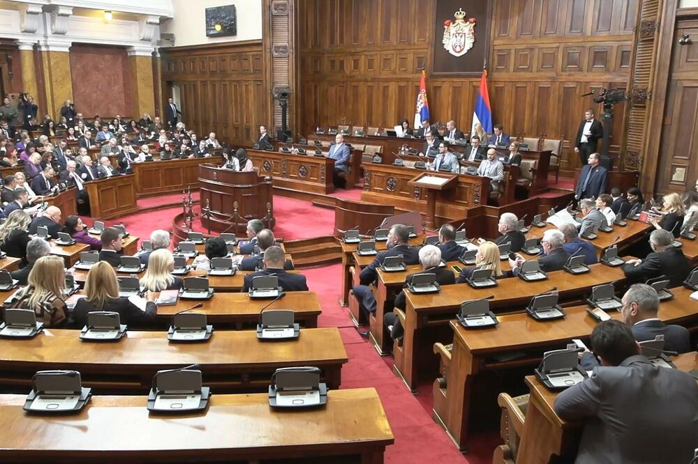 SKUPŠTINA SRBIJE: Većinom glasova usvojene izmene zakona o sudovima i tužilaštvu