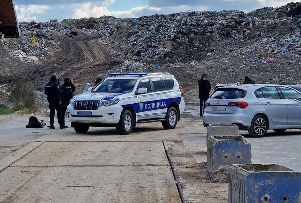 otmičari nađeni zajedno sa žrtvom u gepeku na novosadskoj deponiji