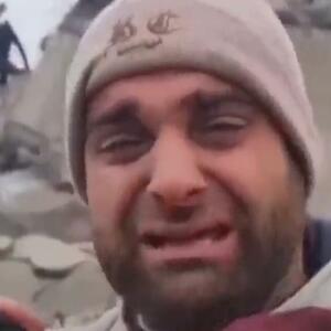IZGUBIO 12 ČLANOVA PORODICE U ZEMLJOTRESU: Suze ovog Sirijca govore više