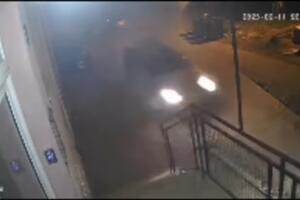 "ZA SVE JE KRIV BMW I BG TABLICE": Bizarno u NS, autom se zakucao u zgradu na Telepu?! Ljudi vraćaju snimak i po nekoliko puta