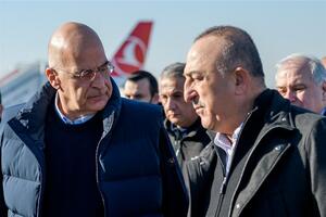 NESREĆA POMIRILA ZAVAĐENE SUSEDE Grčki ministar spoljnih poslova posetio Tursku - za bolje odnose ne treba čekati nove zemljotrese
