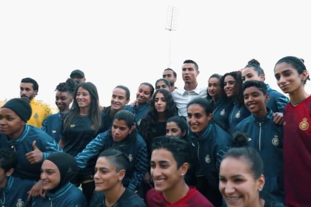 BAJKA KAO IZ 1001 NOĆI: Kristijano Ronaldo odveo ženski tim Al Nasra do titule
