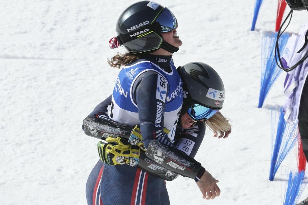 SVETSKO PRVENSTVO U KRUŠEVELU: Norvežanka Tviberg i Nemac Šmid osvojili zlata u paralelu (FOTO)