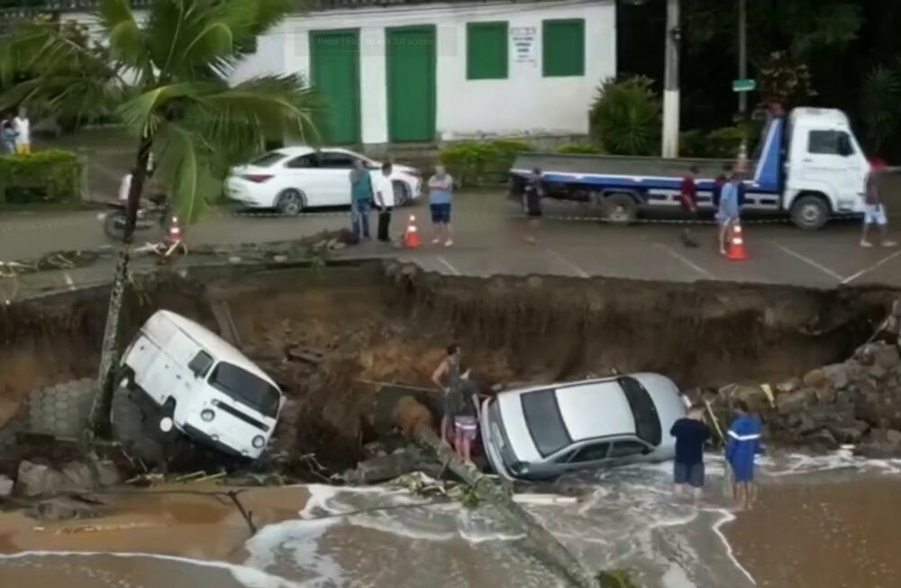 Brazil, poplave, Klizišta