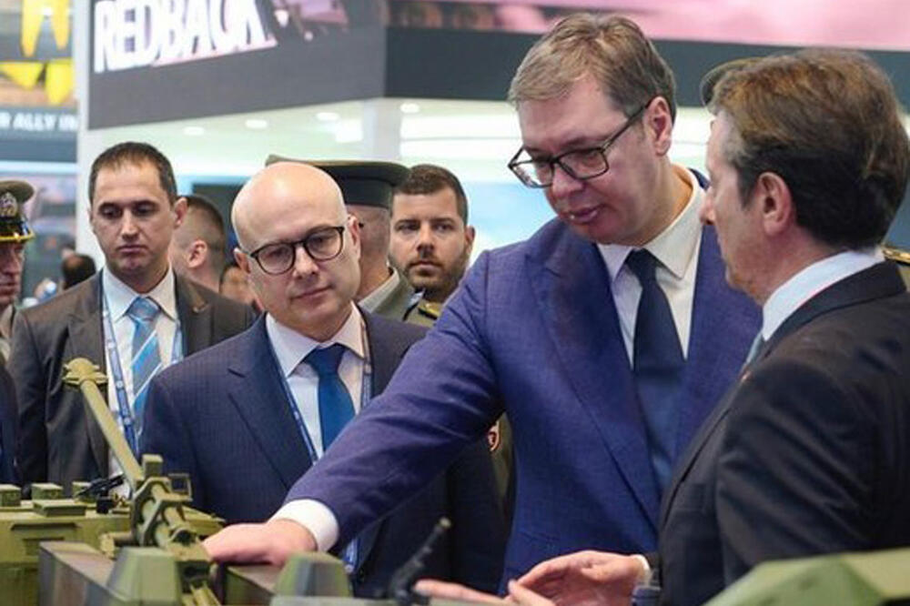 Ministar Vučević s predsednikom Srbije na sajmu naoružanja u Abu Dabiju, a ovo su njegove ključne poruke