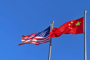 KINESKI SVENARODNI KONGRES: Pozivamo Sjedinjene Države da poštuju činjenice o incidentu sa kineskim vazduhoplovnim brodom!