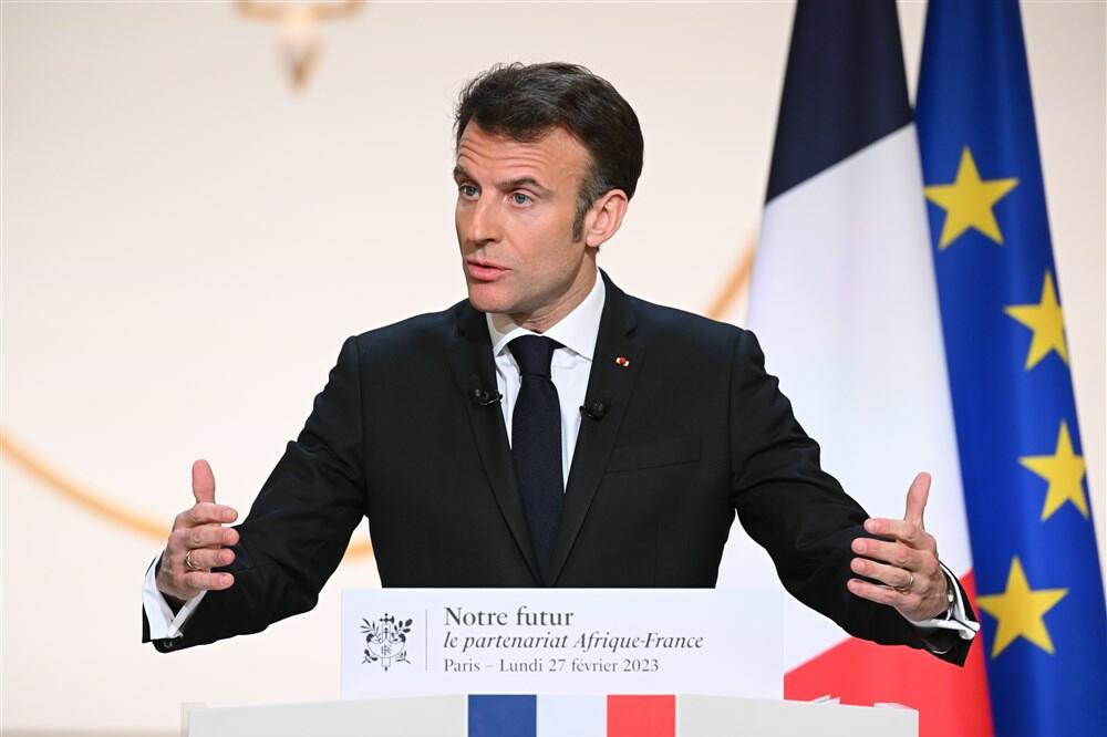 MAKRON DONEO ODLUKU: Predsednik Francuske odlučio da progura sporni zakon o penzijama, usvaja se bez glasanja ZEMLJA PRED HAOSOM?