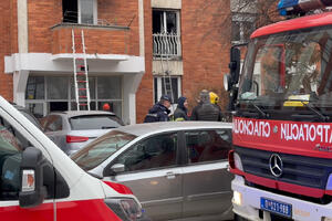 HEROJSKI ČIN POLICAJCA ARSLANOVIĆA IZ NOVOG PAZARA: Uprkos eksploziji uleteo u vatru u pokušaju da spasi decu!