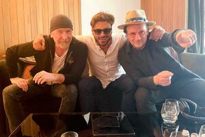 Fenomenalna saradnja grupe U2 i HAUSERA: hrvatski violončelist gost je na novom albumu legendarnih rokera