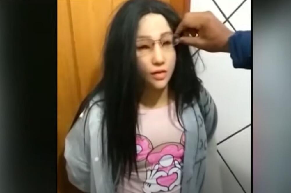 NAJLUĐI POKUŠAJ BEKSTVA IZ ZATVORA: Tinejdžerku zaustavili čuvari zatvora, a kad su joj skinuli masku, doživeli šok života (VIDEO)