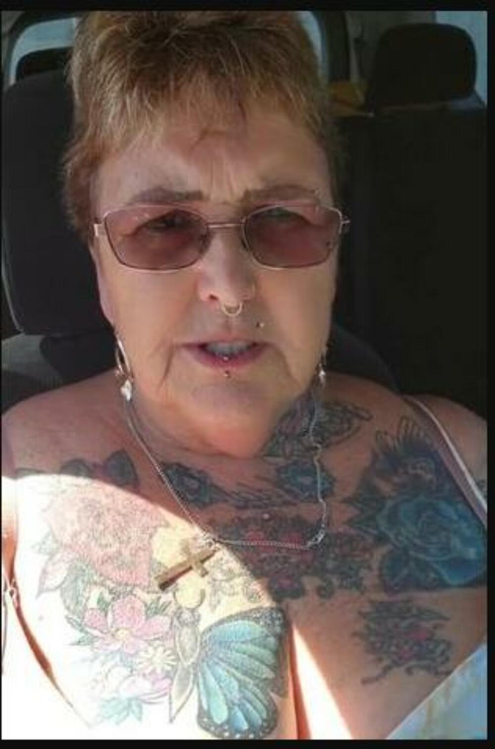 baka iz Australije, tetovaže