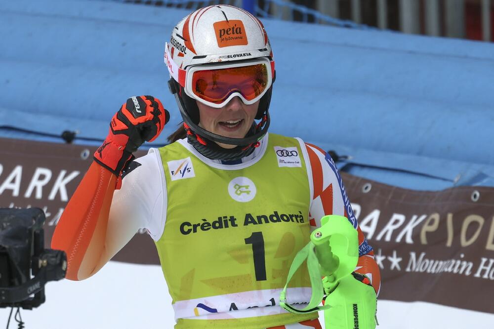 SVETSKI KUP U ANDORI: Vlhovoj pobeda u poslednjem slalomu u sezoni, Popović ispred Šifrin