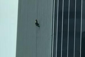VISI NAD AMBISOM, ŽIVOT MU JE SVAKE SEKUNDE O KONCU: Radnik se penje uz najvišu zgradu u Hrvatskoj, visoku 135 metara (VIDEO)