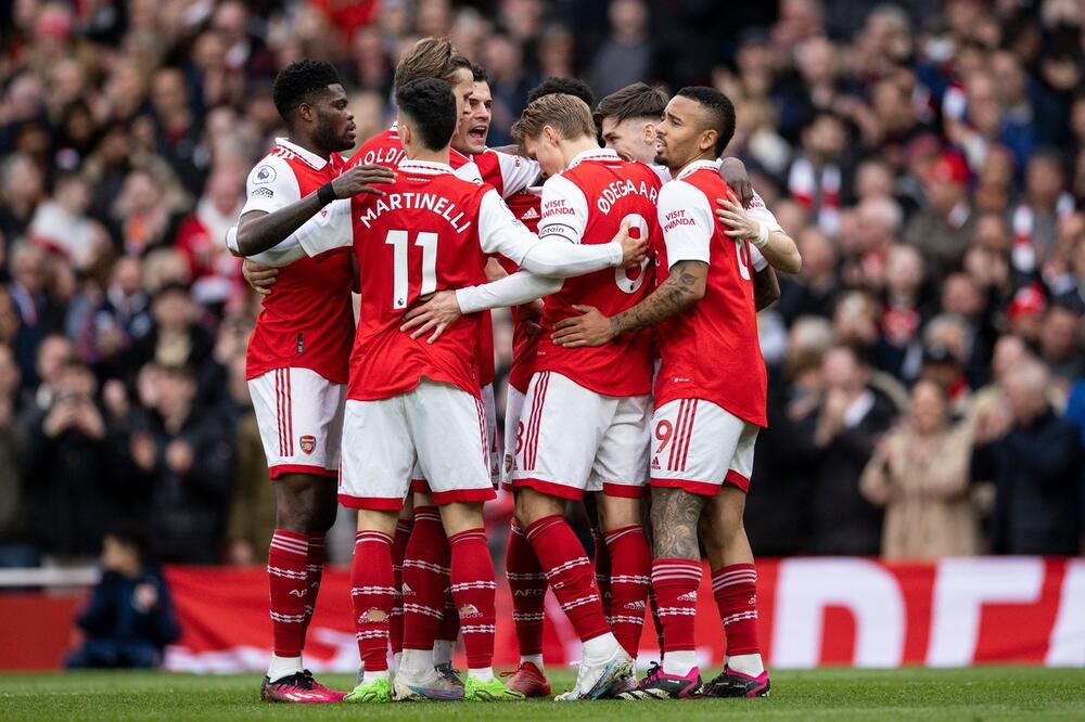 TOBDŽIJE GAZE KA TITULI: Pobeda Arsenala za osam bodova prednosti na prvom mestu u Premijer ligi