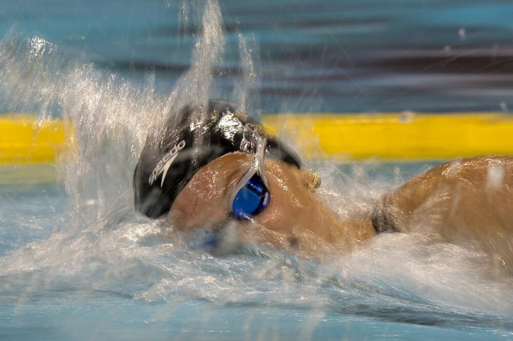 PAO NOVI SVETSKI REKORD: Kineski plivač osvojio zlato na 200 metara prsno