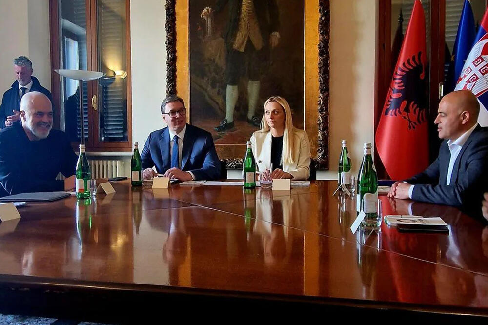 PREDSEDNIK SRBIJE U ITALIJI: Počeo sastanak Vučića, Rame i Kovačevskog (VIDEO)