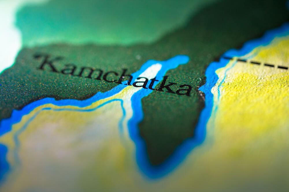 TRESE SE RUSKI DALEKI ISTOK: Zemljotres pogodio Kamčatku, epicentar na dubini od 58 kilometara