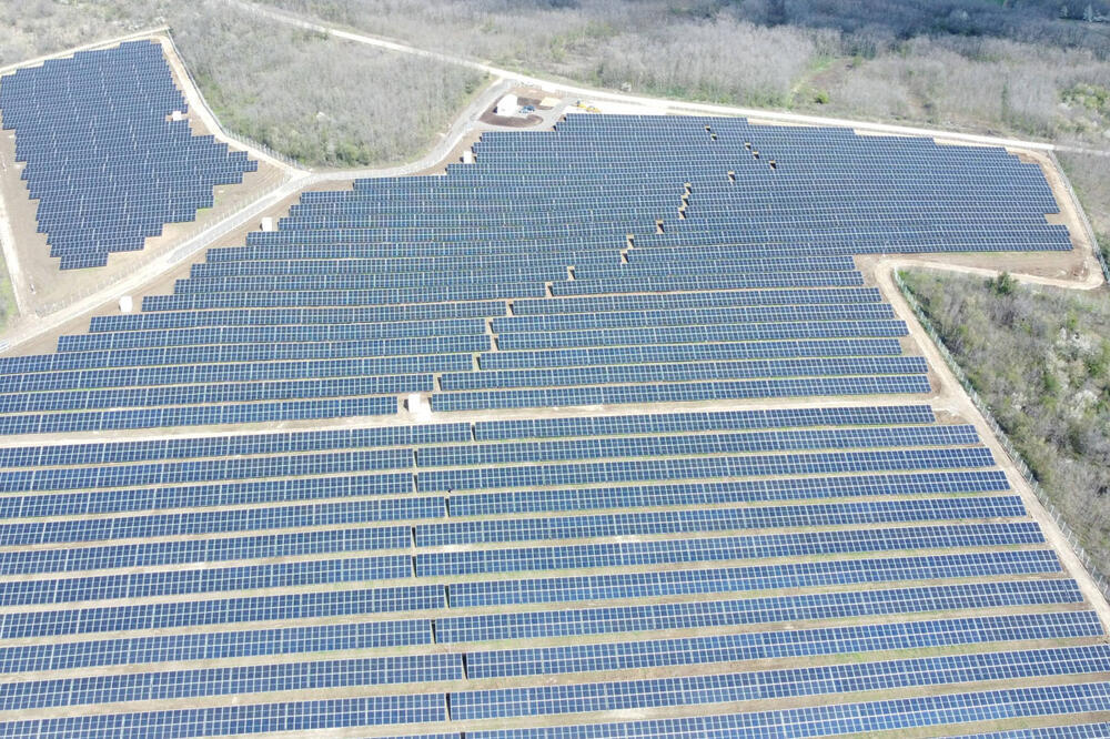 PUŠTENA U RAD NAJVEĆA SOLARNA ELEKTRANA U SRBIJI: Na godišnjem nivou proizvede dovoljno električne energije za VIŠE HILJADA domova