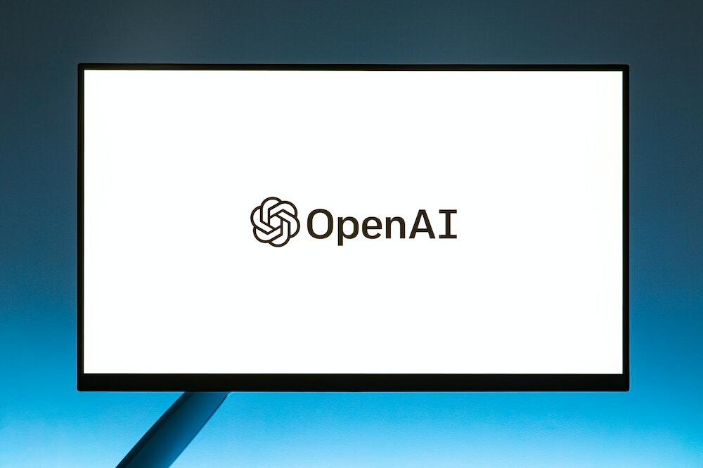 ONI STOJE IZA NAJPOZNATIJEG CHATBOTA: Sve što bi trebalo da znate o kompaniji OpenAI i njenim proizvodima