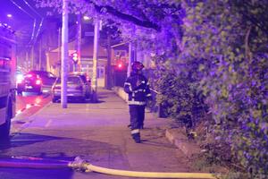UGAŠEN POŽAR U GOSPODARA VUČIĆA: Vatrogasci lokalizovali vatru, nema povređenih! VIDEO, FOTO