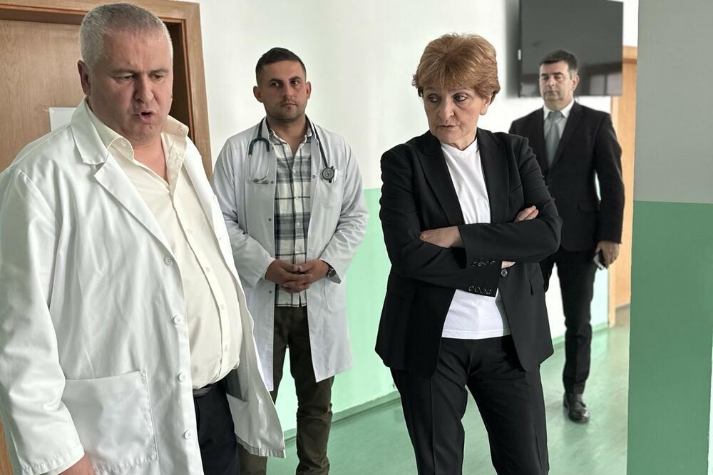 MINISTARKA GRUJIČIĆ NA KOSOVU: U planu je izgradnja bolničkog centra u Gračanici, moguća nova hirurška sala u Pasjanu