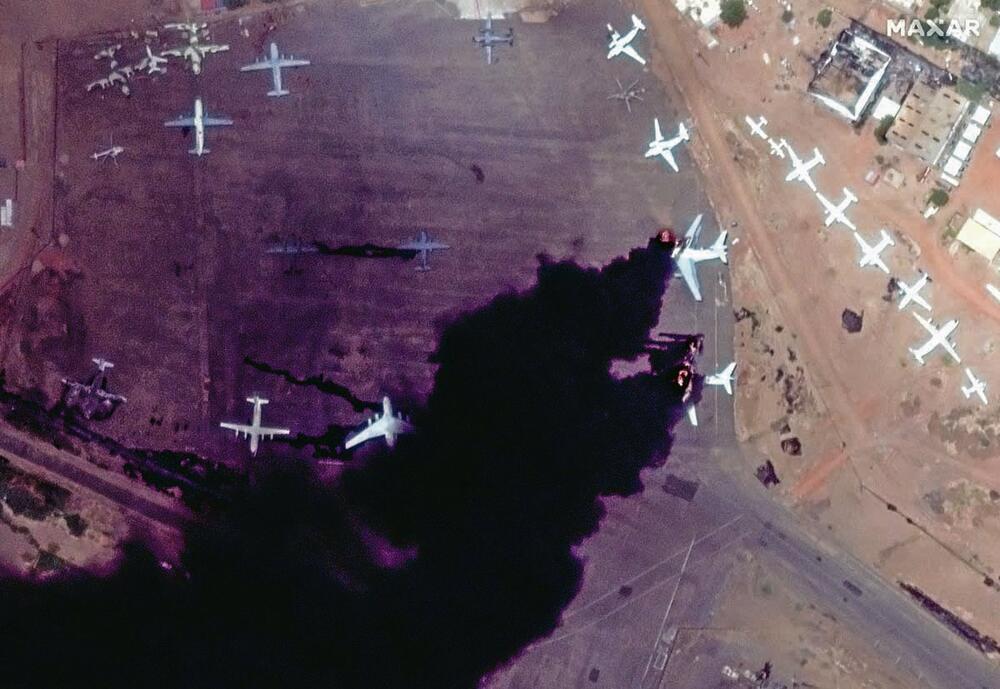 Zapaljeni avioni: Aerodrom u Kartumu