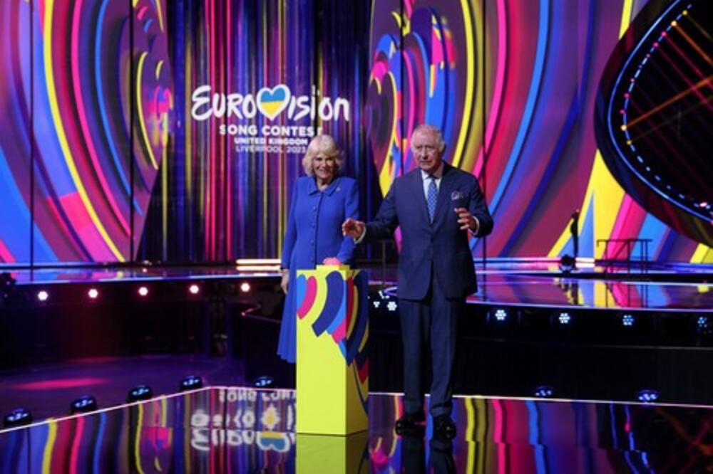 KRALJ ČARLS SE OPET IZBLAMIRAO Zbog jednog detalja na zvaničnom otvaranju Evrovizije svi VRIŠTE OD SMEHA: Imao je samo jedan posao