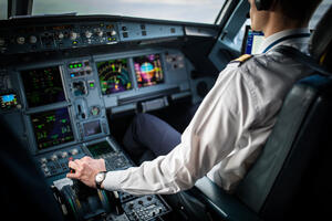 OVU ŠIFRU SIGURNO NE ŽELITE DA ČUJETE TOKOM LETA AVIONOM: Šta znači kad piloti izgovore "7500"