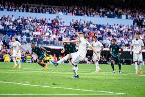 POKER KRALJEVA, HET-TRIK BENZEME: Real Madrid ubedljiv protiv Almerije