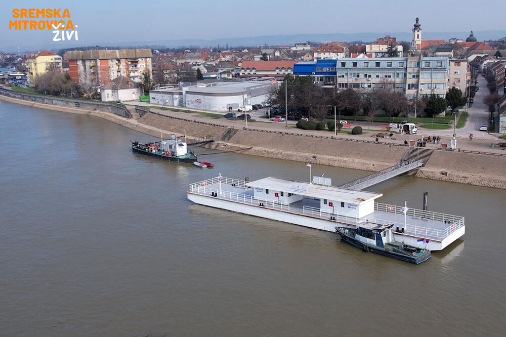 Stiže prvi kruzer na novo međunarodno putničko pristanište u Sremskoj Mitrovici - BIENVENUE, VICTOR HUGO!