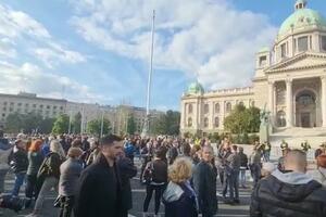 JEDINSTVO, A NE PODELE! Antonijević i Graovac za Kurir: Srbiji sada treba solidarnost s porodicama žrtava, ne politički protesti