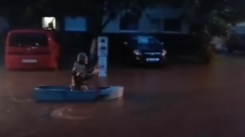 poplava, Novi Sad, čamac