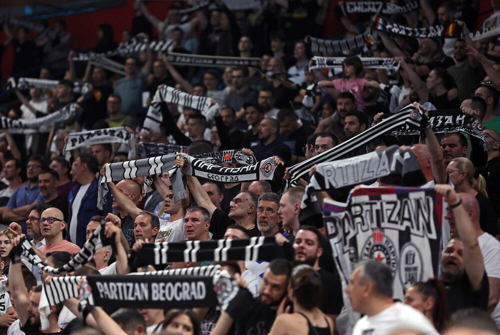 Partizan, Grobari, Arena