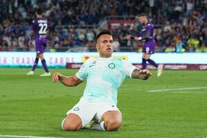 SRPSKA FJORENTINA PALA U FINALU: Lautaro Martinez sa DVA GOLA doneo Interu Kup Italije!