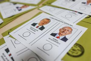 GLASALI ERDOGAN I KILIČDAROGLU: Oba kandidata za predsednika Turske veruju u pobedu