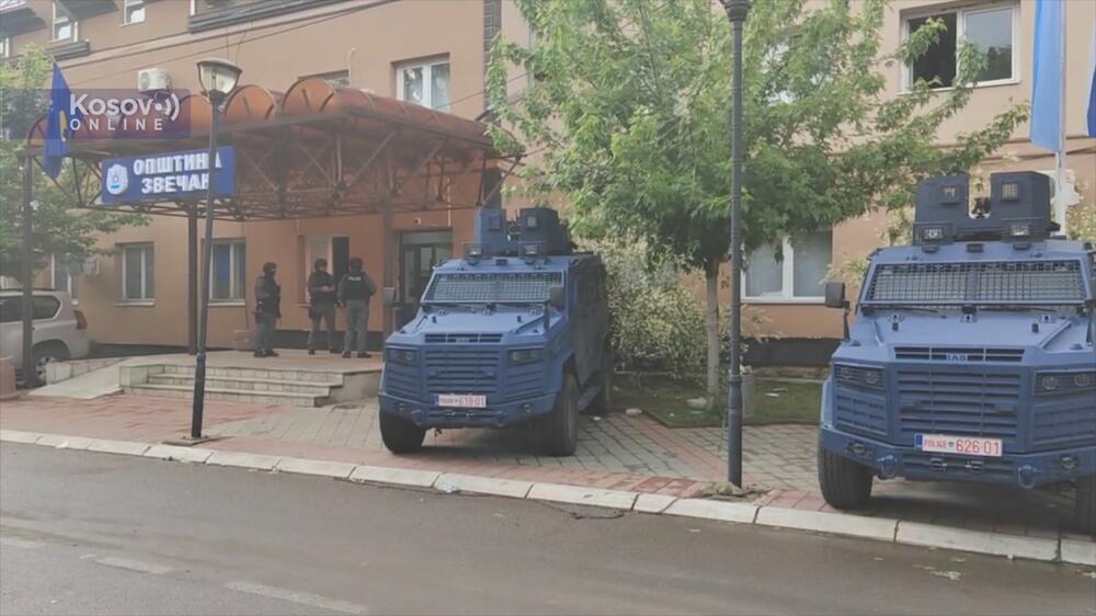 Zvečan, Kosovo, kosovska policija