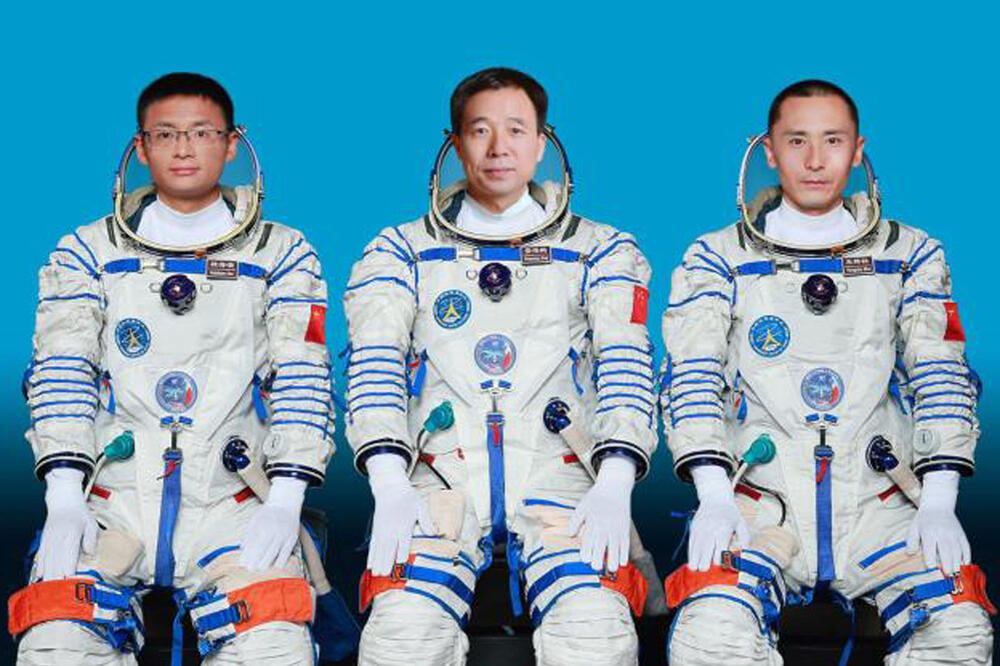 Kina sutra lansira misiju Šendžou-16: U letelici tročlana ljudska posada