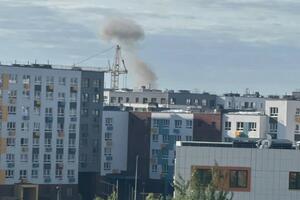 MOSKVA NA UDARU DRONOVA: Oštećene zgrade, oboreno više letelica, Ministarstvo odbrane otpužilo Kijev za teroristički napad (VIDEO)