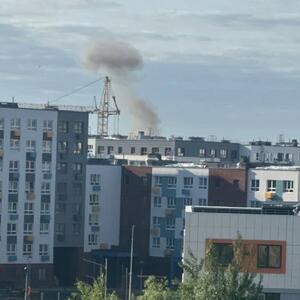 MOSKVA NA UDARU DRONOVA: Oštećene zgrade, oboreno više letelica, Ministarstvo