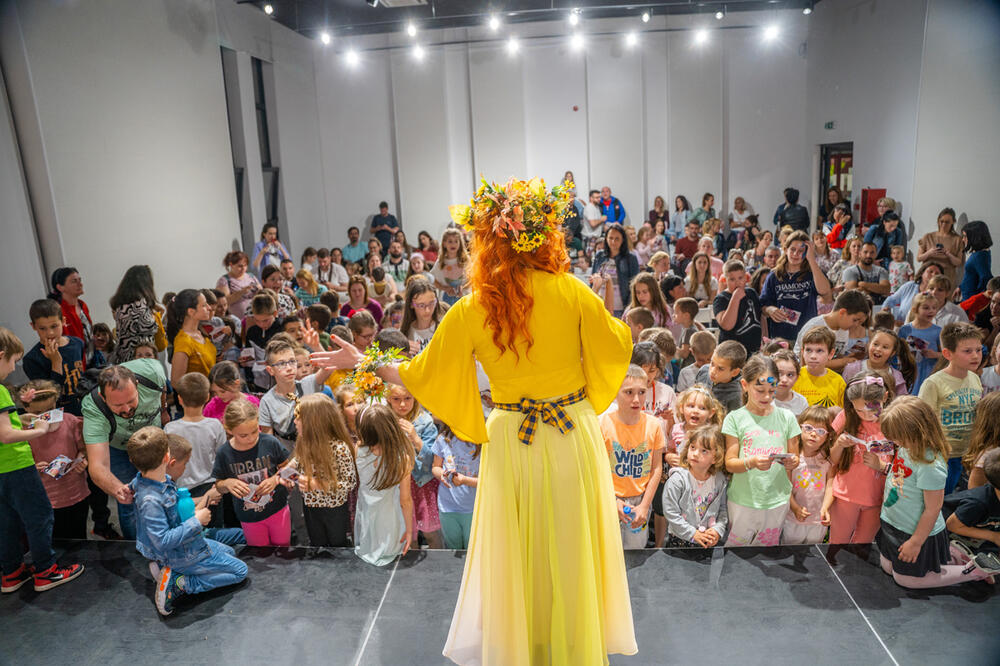 7. Festival kratkih pozorišnih formi za decu “Teatar na dar” još jednom dokazao da novosadski mališani vole pozorište