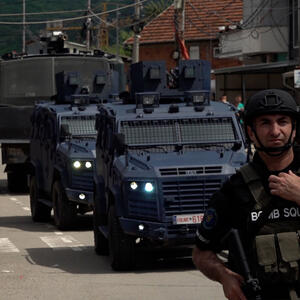PONOVO ODJEKUJU PUCNJI U BANJSKOJ: Čuje se paljba, kosovski policajci blokirali