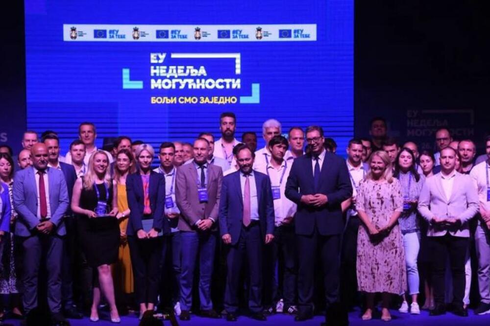 PREDSEDNIK VUČIĆ NA "EU NEDELJA MOGUĆNOSTI": Beograd će biti domaćin EXPO2027 i u naredne 4 godine predstoji nam mnogo izazova
