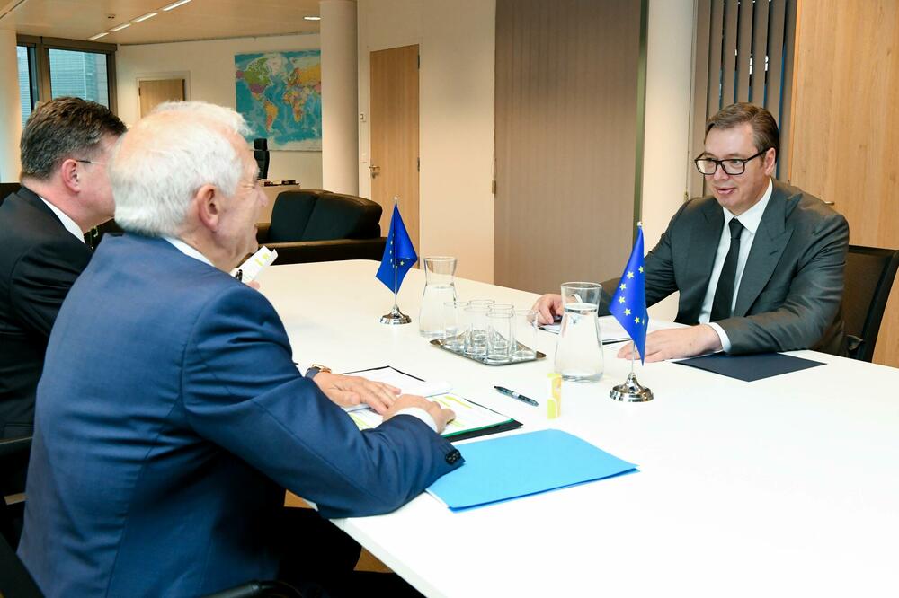 ODVOJENO, PA ZAJEDNO: Oglasila se EU o sastanku Vučića i Kurtija: Ovako će izgledati susret u Briselu!