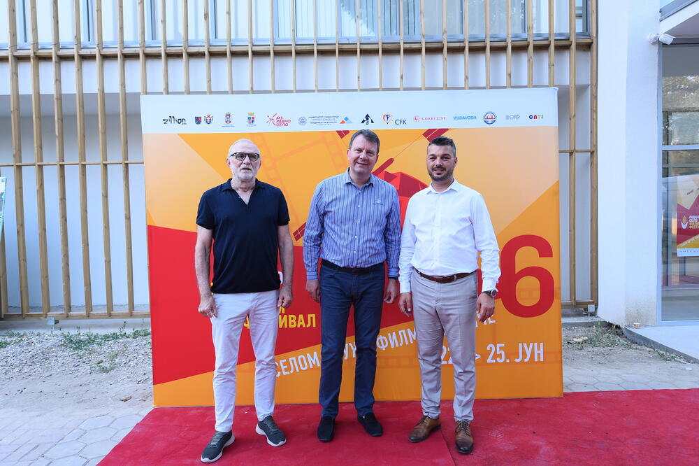 Mirović prisustvovao otvaranju 6. Ravno Selo film festivala u novom Domu kulture