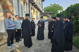 PATRIJARH STIGAO U GRAČANICU: Porfirije sutra služi liturgiju i Vidovdanski parastos (FOTO)