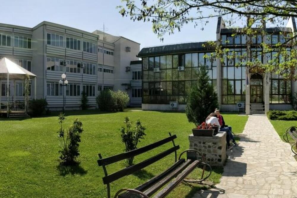 UOČI DRUGOG UPISNOG ROKA: Na 12 fakulteta Univerziteta u Kragujevcu preostalo je 1.401 slobodno mesto