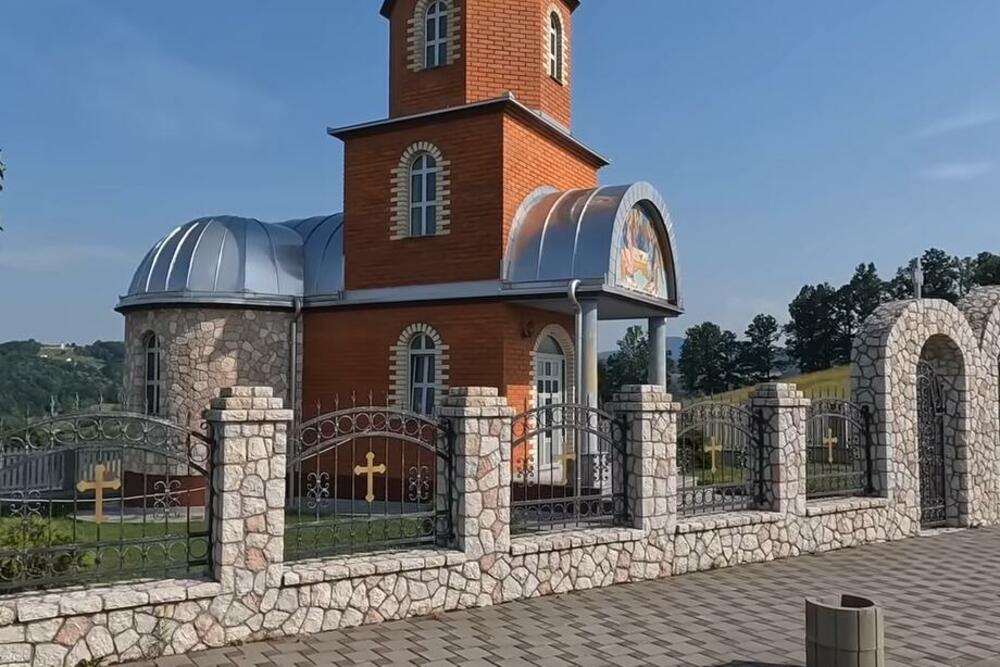 Risto Marković, grobnica, grob, mauzolej, večna kuća, kapela, Brusnica, Republika Srpska