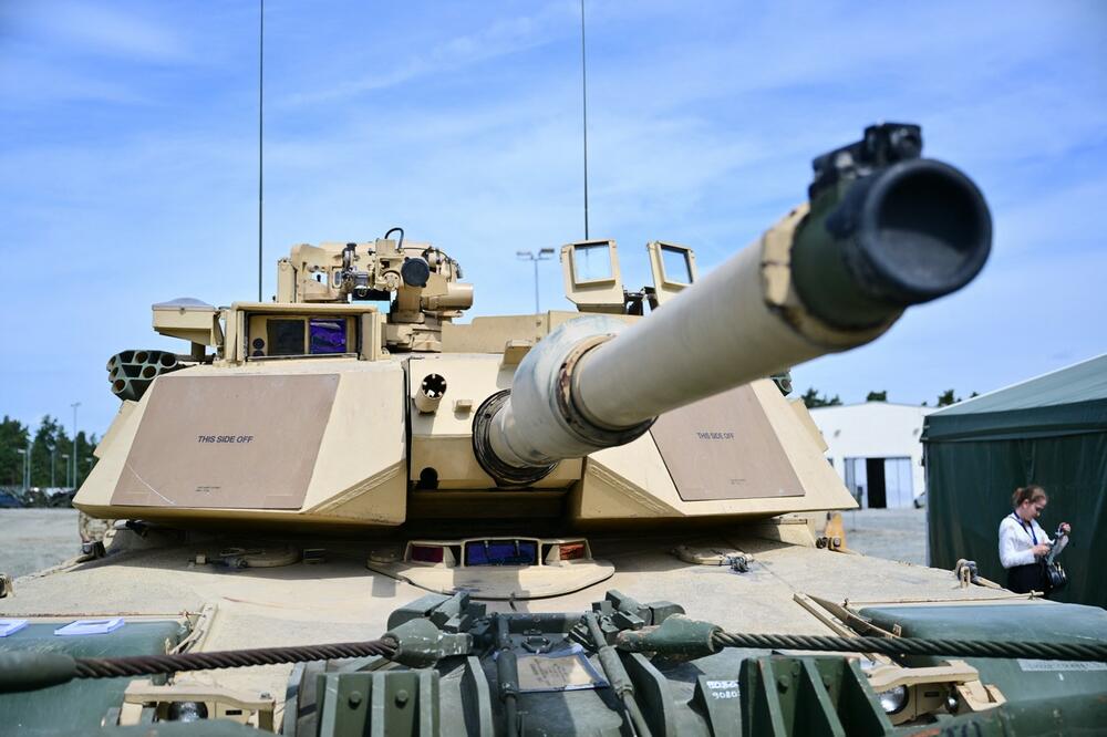Abrams, Abrams M1A1, tenk Ambrams, tenk